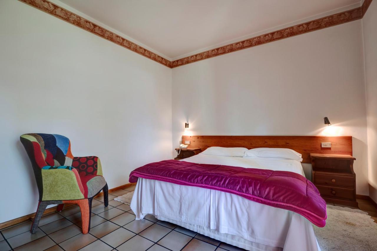 Hotel Petit Foyer Pollein Eksteriør bilde